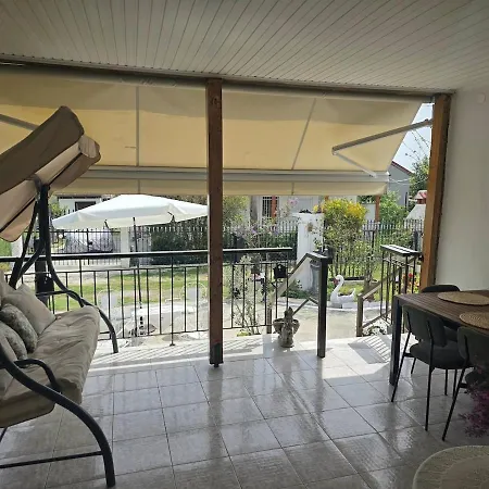 Holiday home Anemos Garden House - Cozy Retreat With Garden & Parking - Near Nea Kallikrateia Vergia