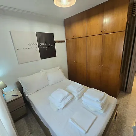 Anemos Garden House - Cozy Retreat With Garden & Parking - Near Nea Kallikrateia *