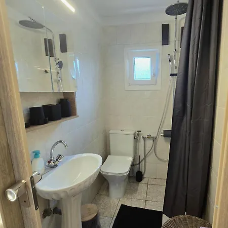 Anemos Garden House - Cozy Retreat With Garden & Parking - Near Nea Kallikrateia Vergia